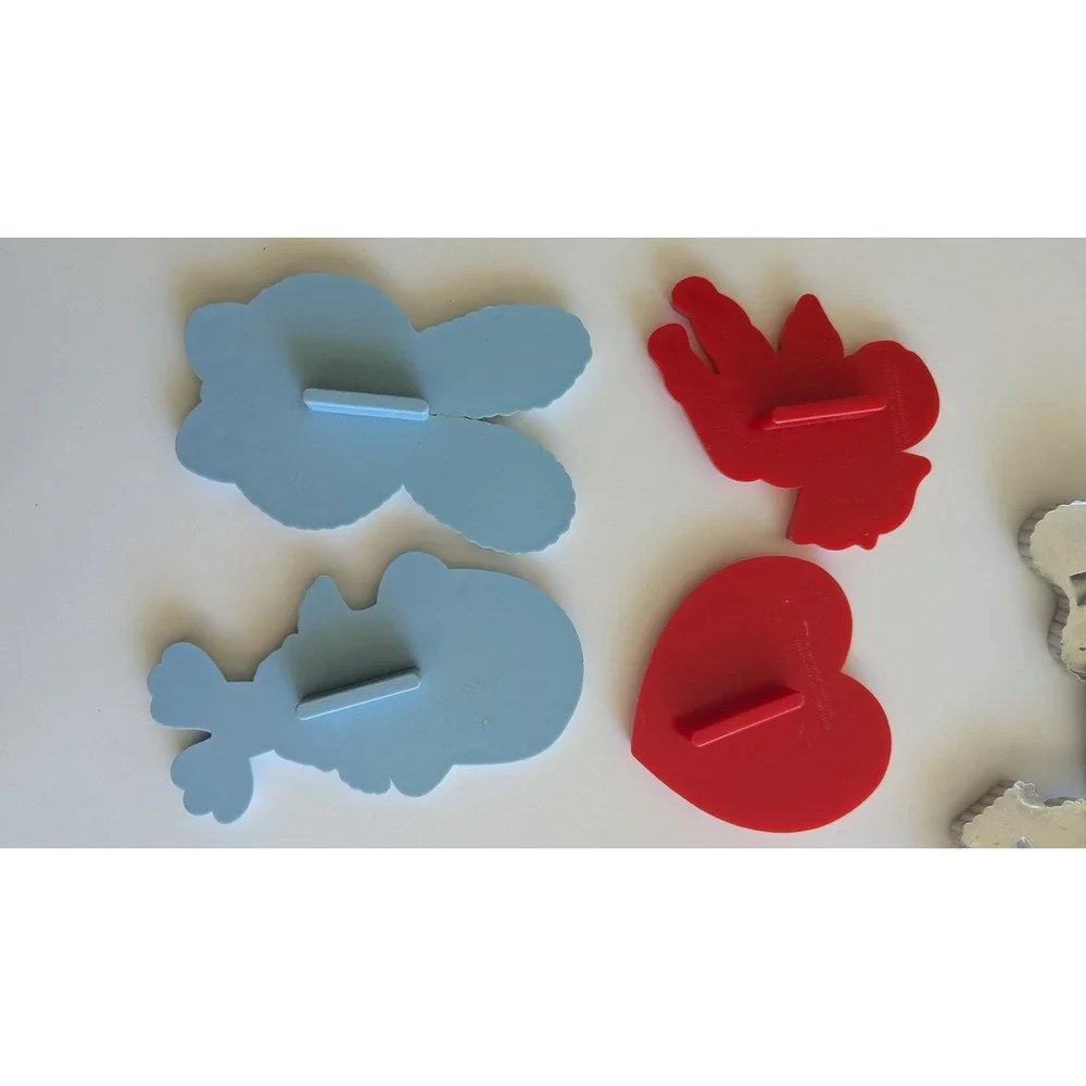 Vintage Cookie Cutter Lot Tupperware Kelloggs Metal Plastic Holiday 15+ Pc Set‎
